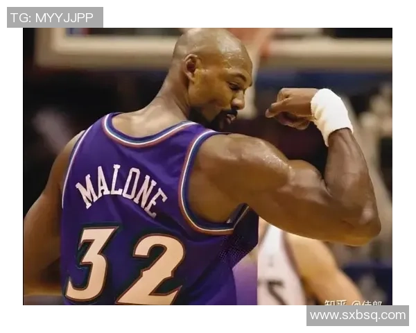 卡尔马龙的传奇生涯与NBA历史中大前锋角色的全面演变分析