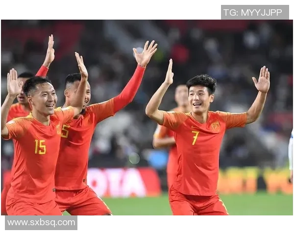 国足再度鏖战亚洲强敌全场奋勇拼搏终获关键胜利