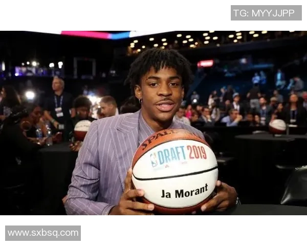 篮球巨星崛起之路:从默默无闻到称霸赛场的成长故事