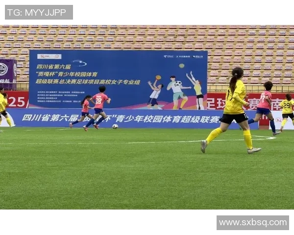 绿茵逐梦激情燃烧见证球队荣耀与足球精神的辉煌瞬间